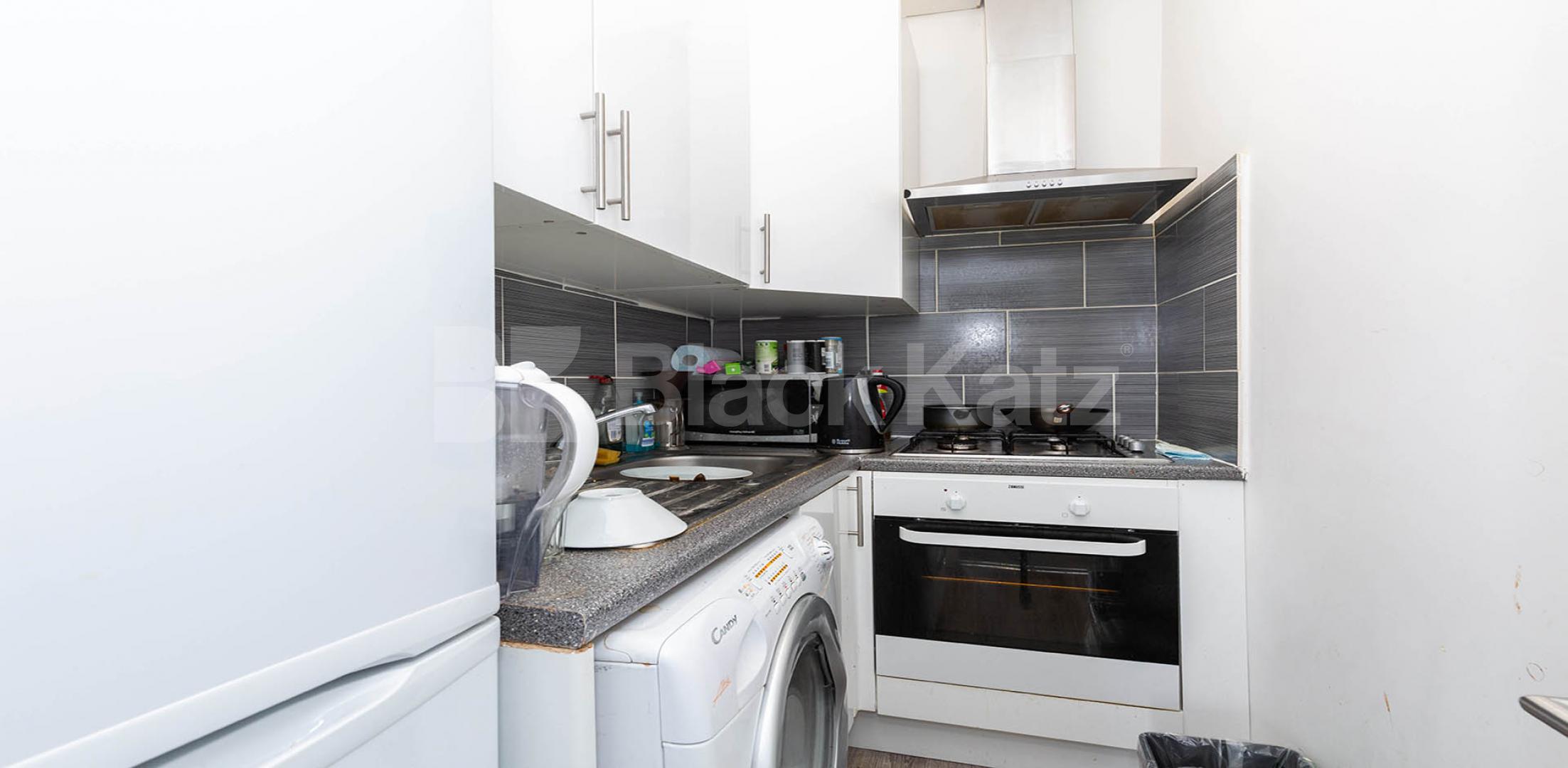			NEW INSTRUCTION!, 2 Bedroom, 1 bath, 1 reception Flat			 Holloway Road, ARCHWAY